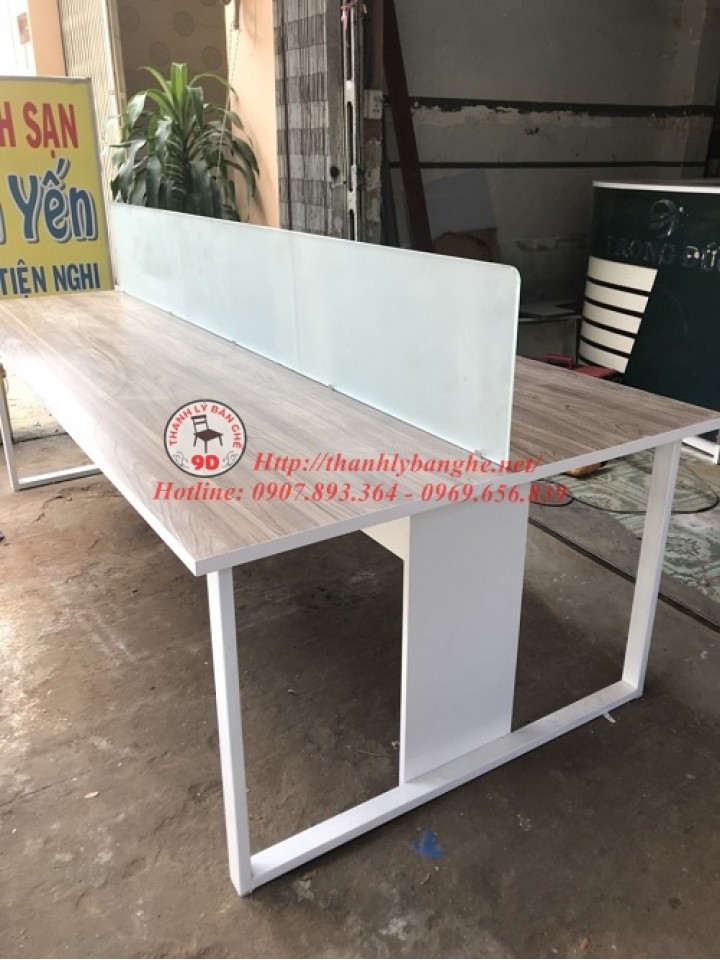 THANH LÝ BÀN LÀM VIỆC NHÓM